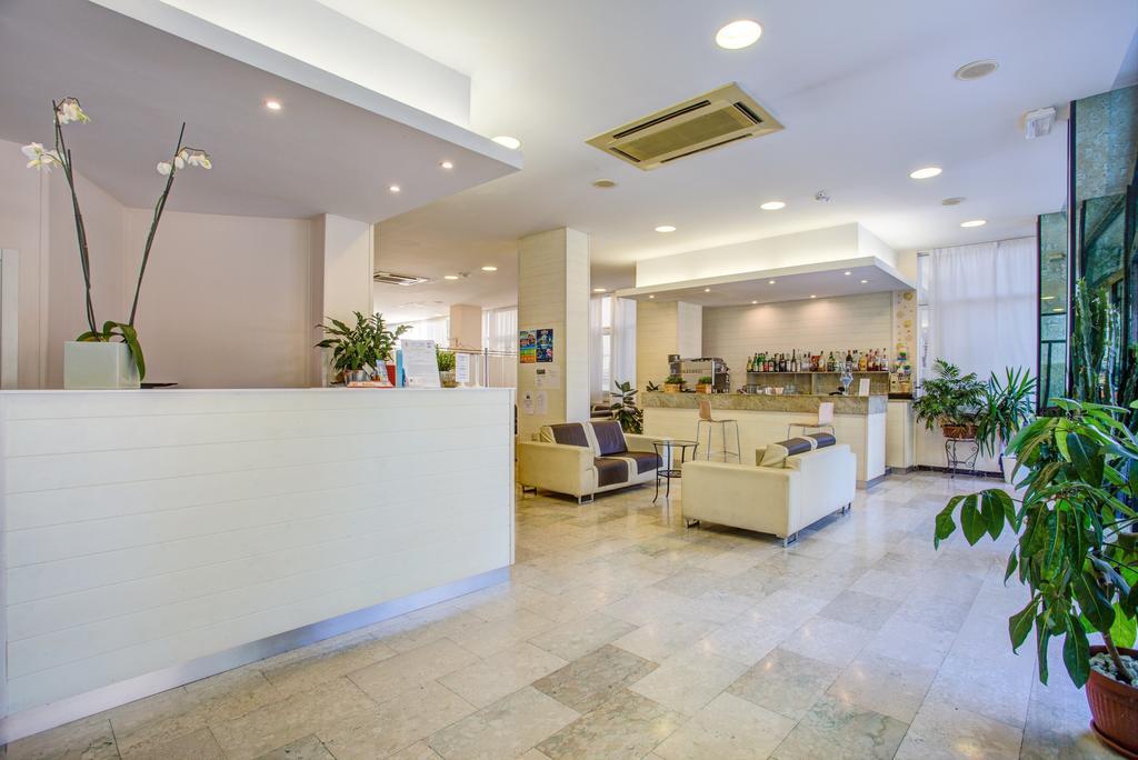 Hotel Major Каттолика Экстерьер фото